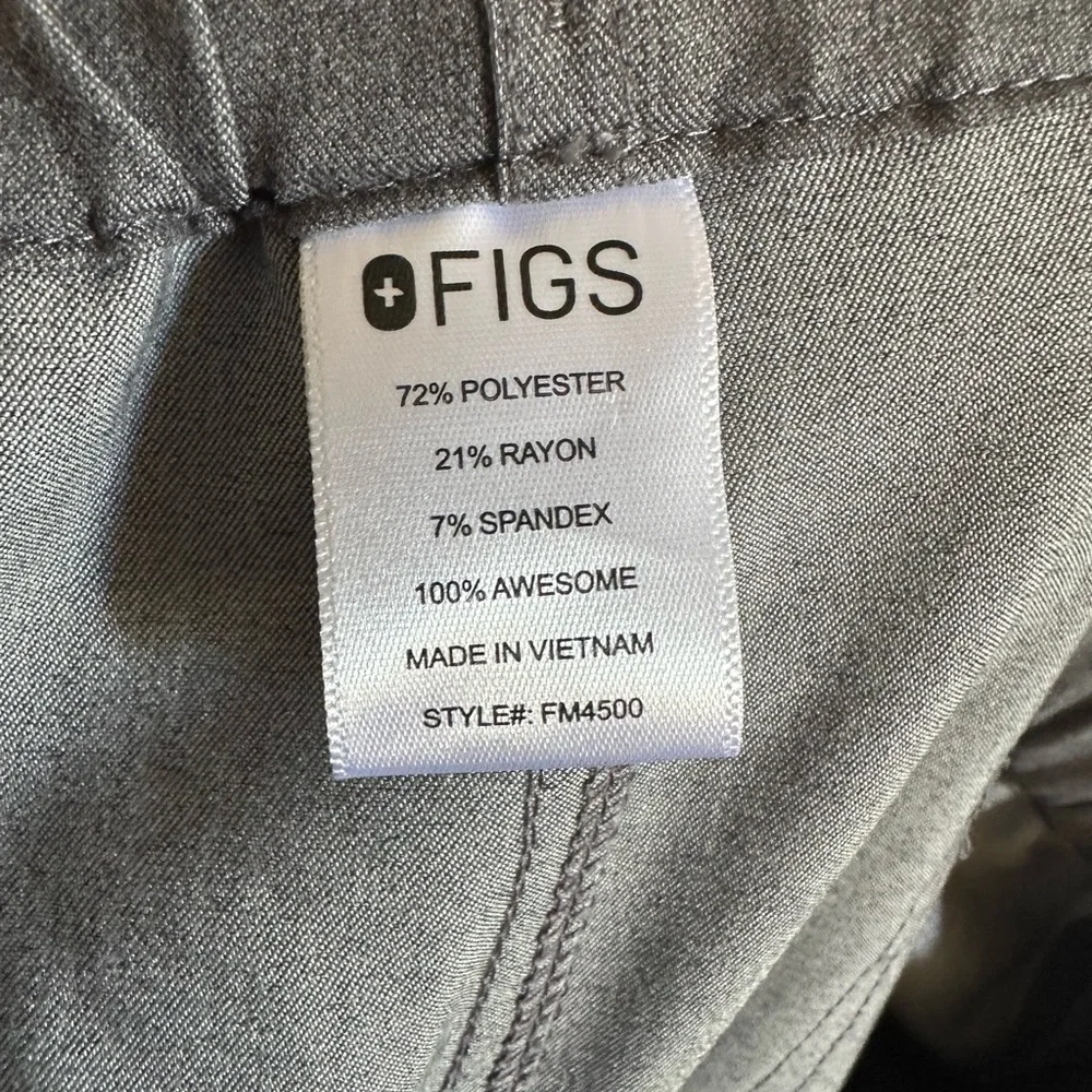 FIGS Men’s Gray Graphite Pisco Basic Scrub Pants size Large EUC